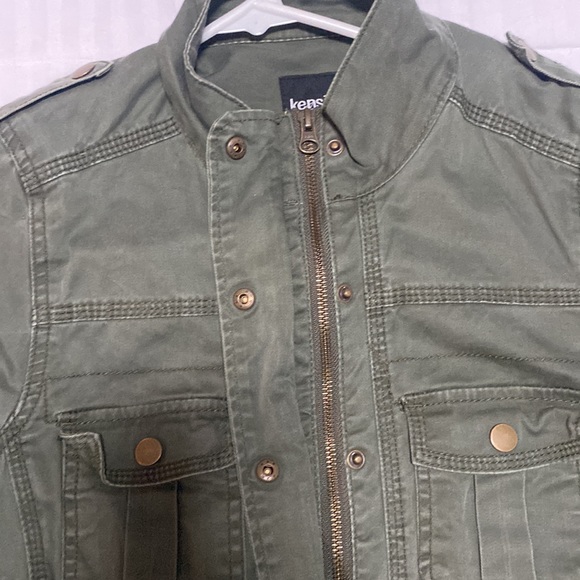 Kenzie jacket size small - Picture 4 of 6